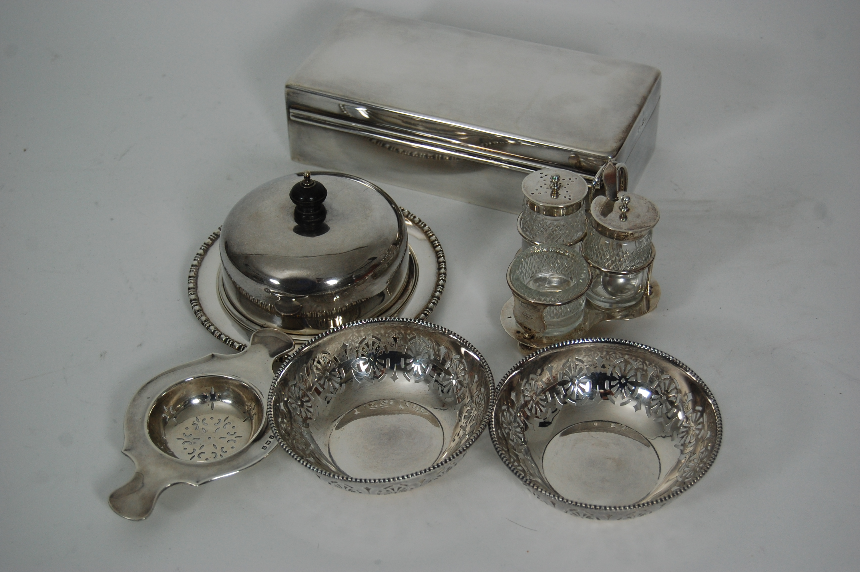 A table cigarette box