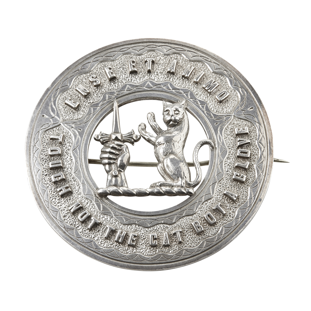 A SCOTTISH PLAID BROOCH