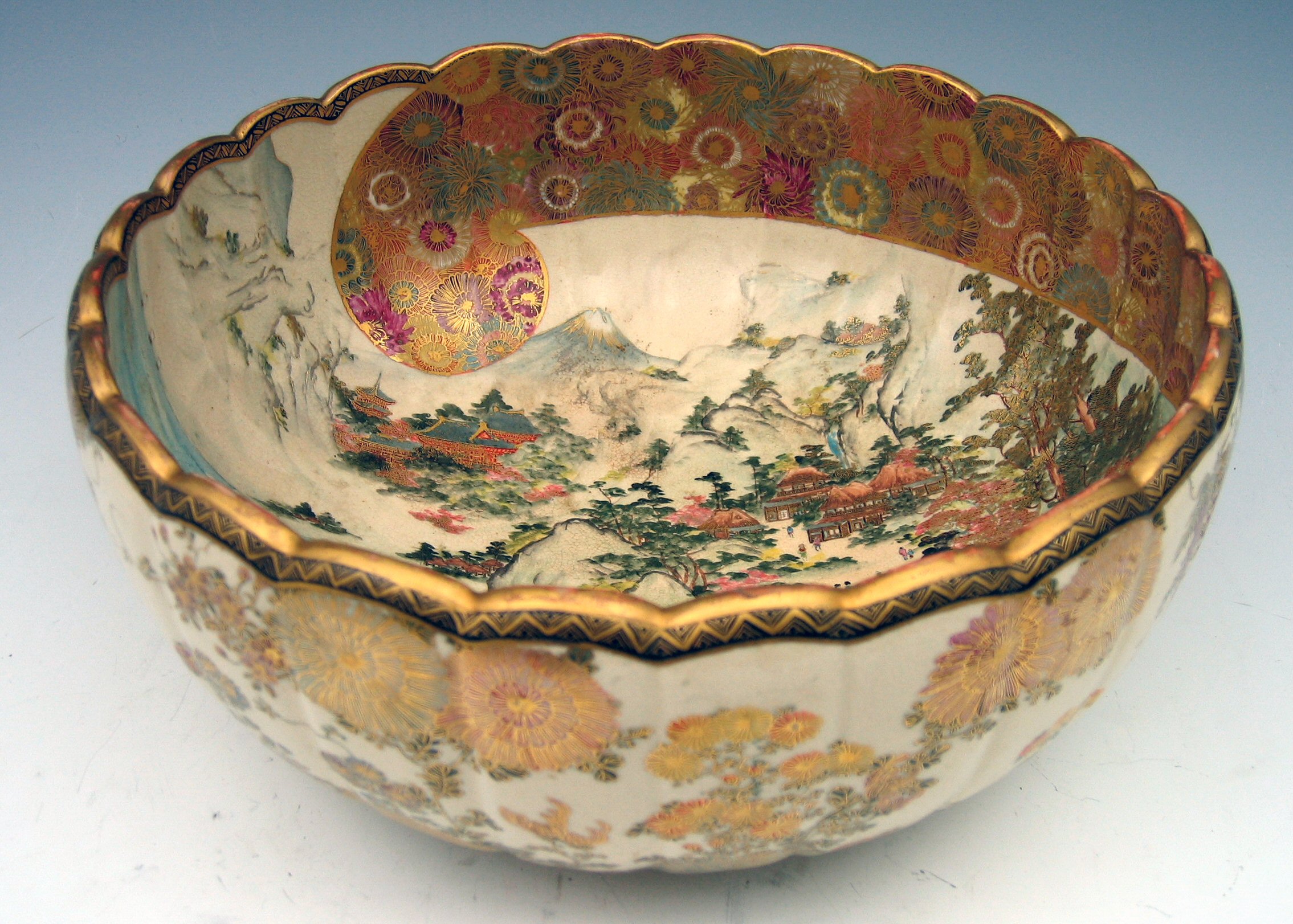 A Japanese Satsuma lobed circular bowl,