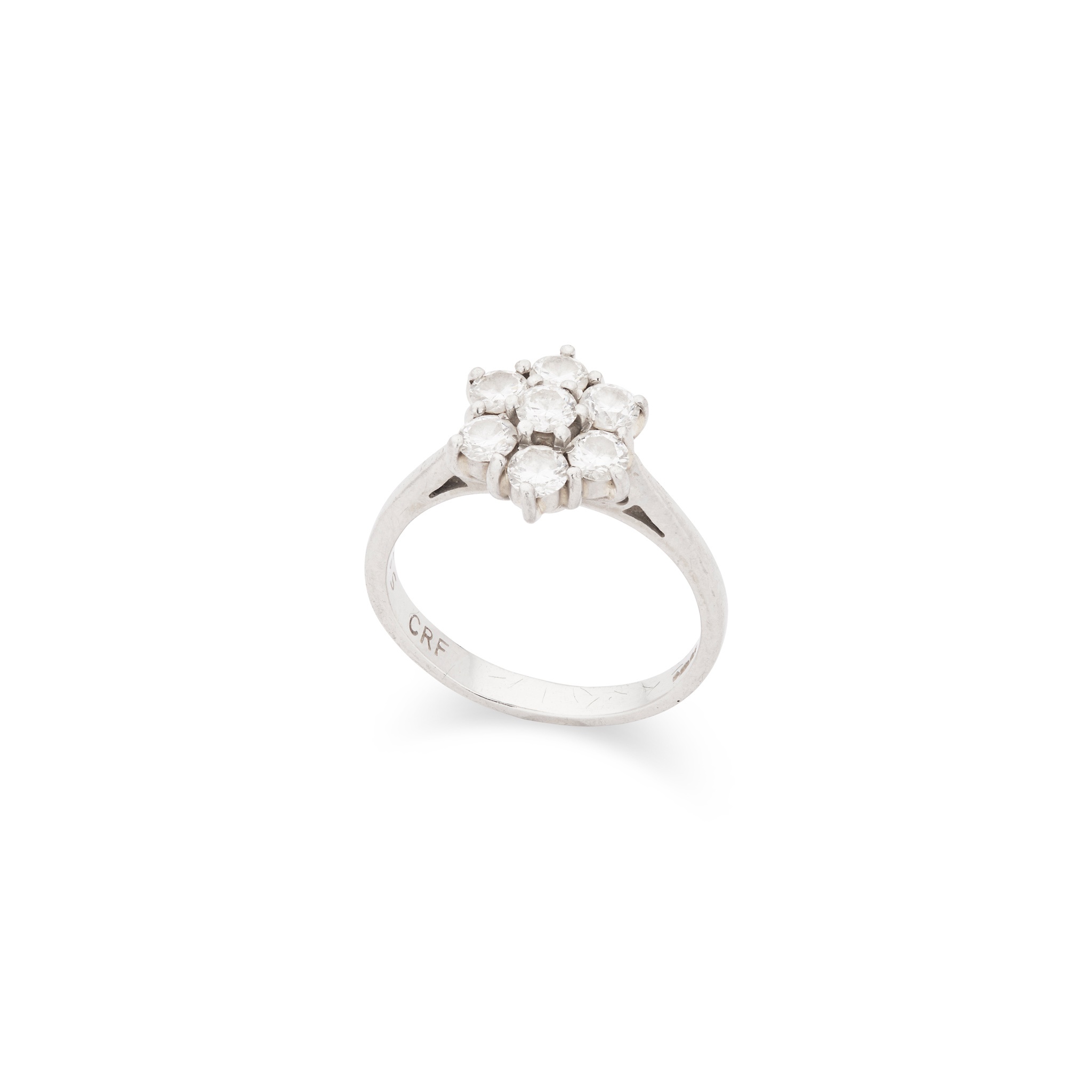 A diamond cluster ring