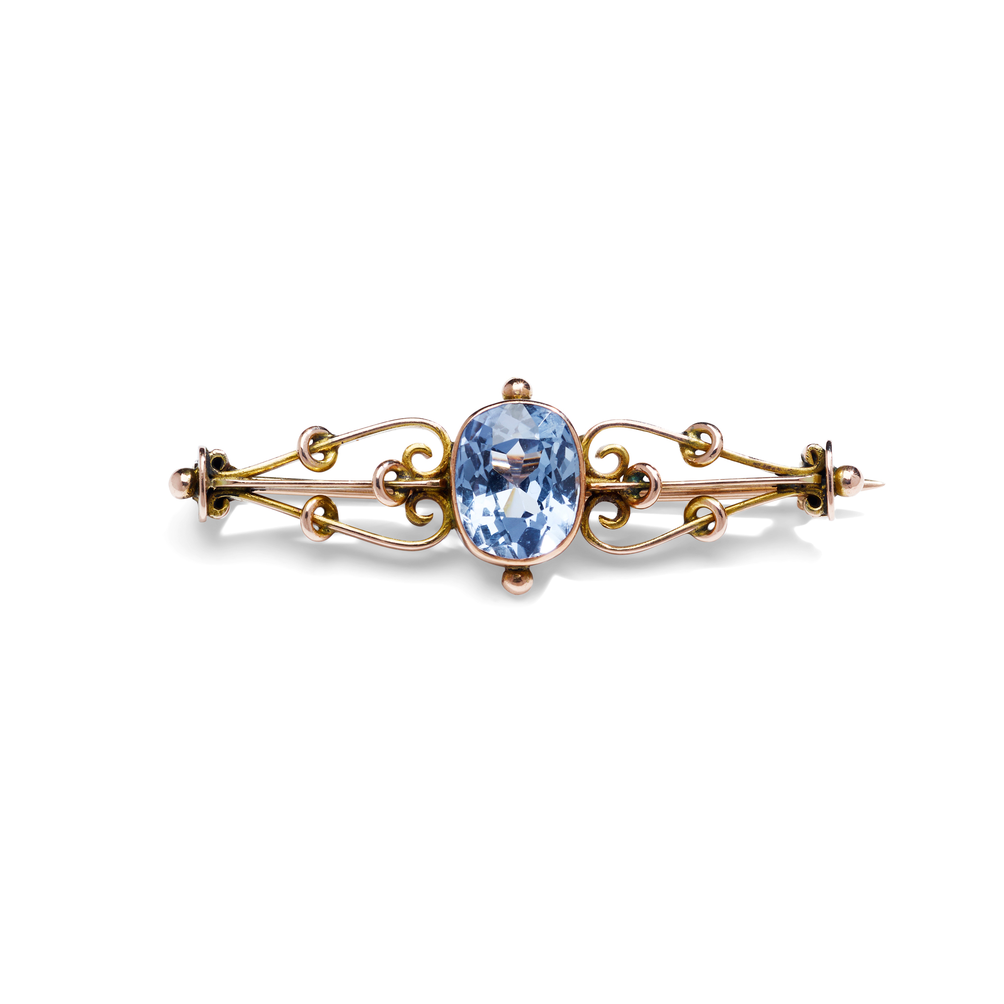 An early 20th century sapphire bar brooch