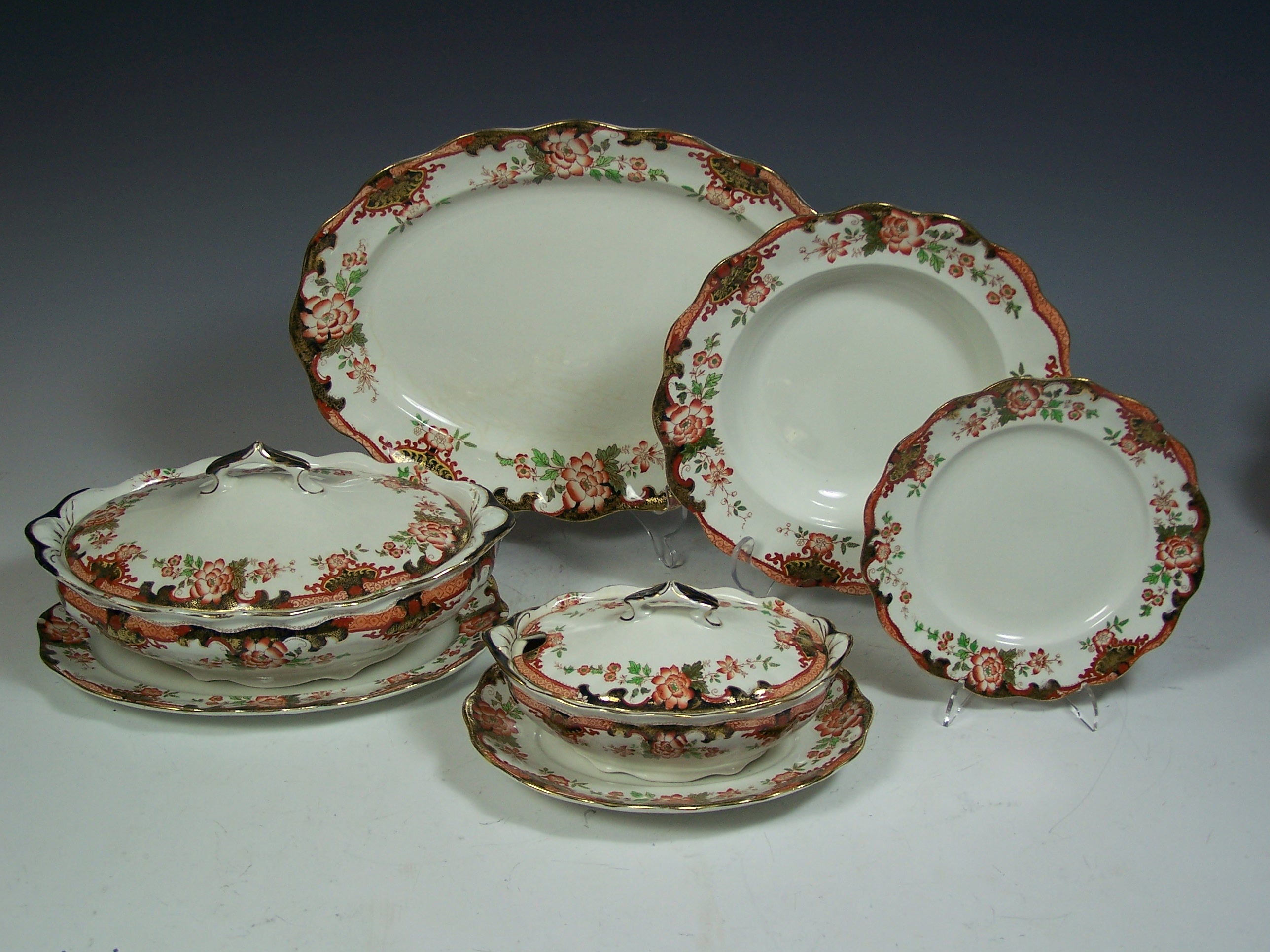 A Royal Doulton Temple pattern dinner service