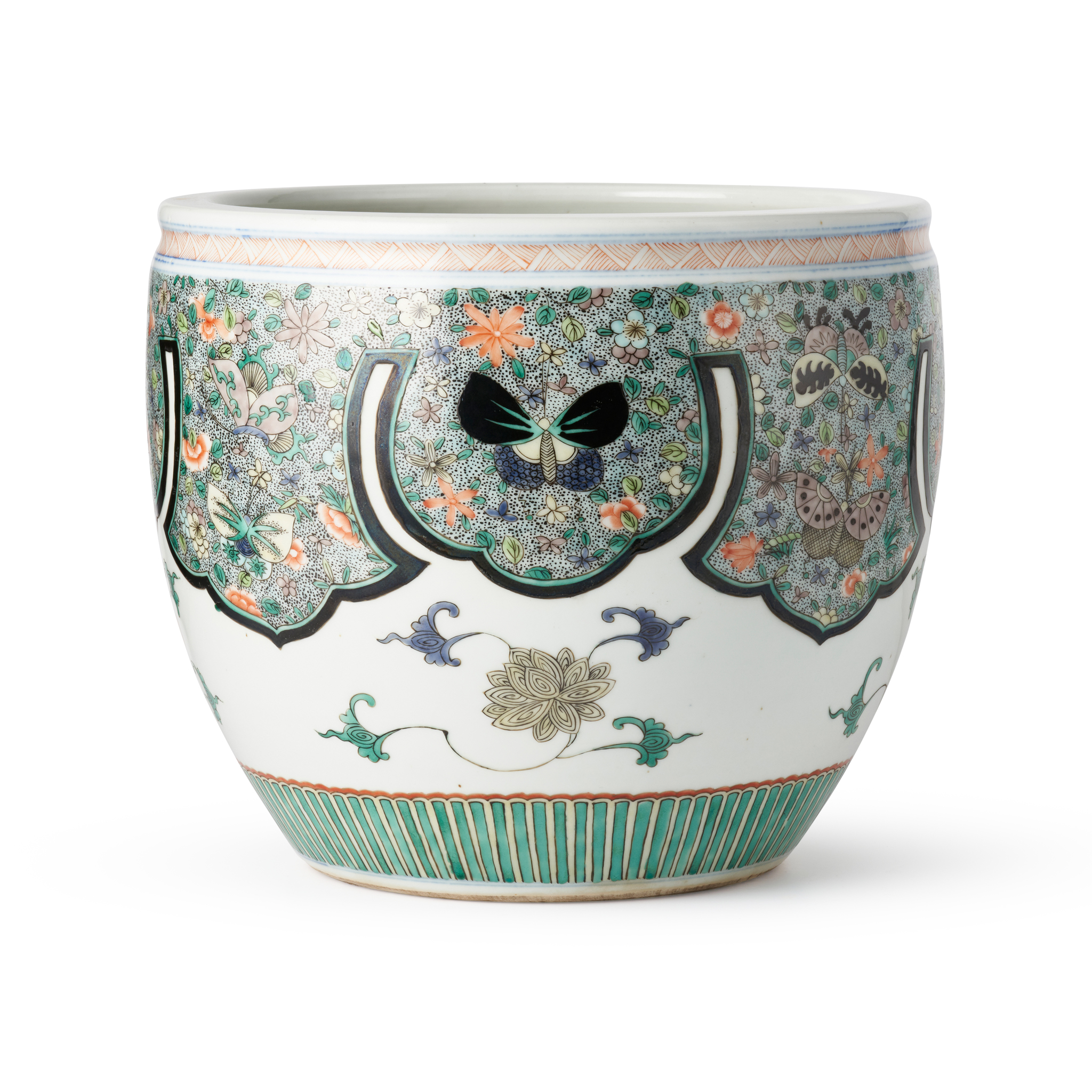 FAMILLE VERTE 'FLOWER AND BUTTERFLY' BASIN