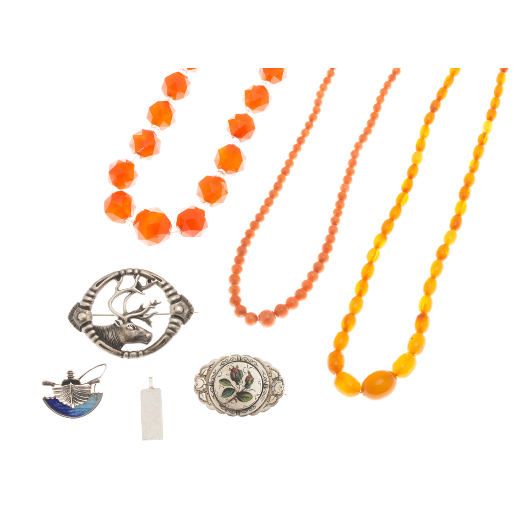 A collection of beaded and gem set jewellery