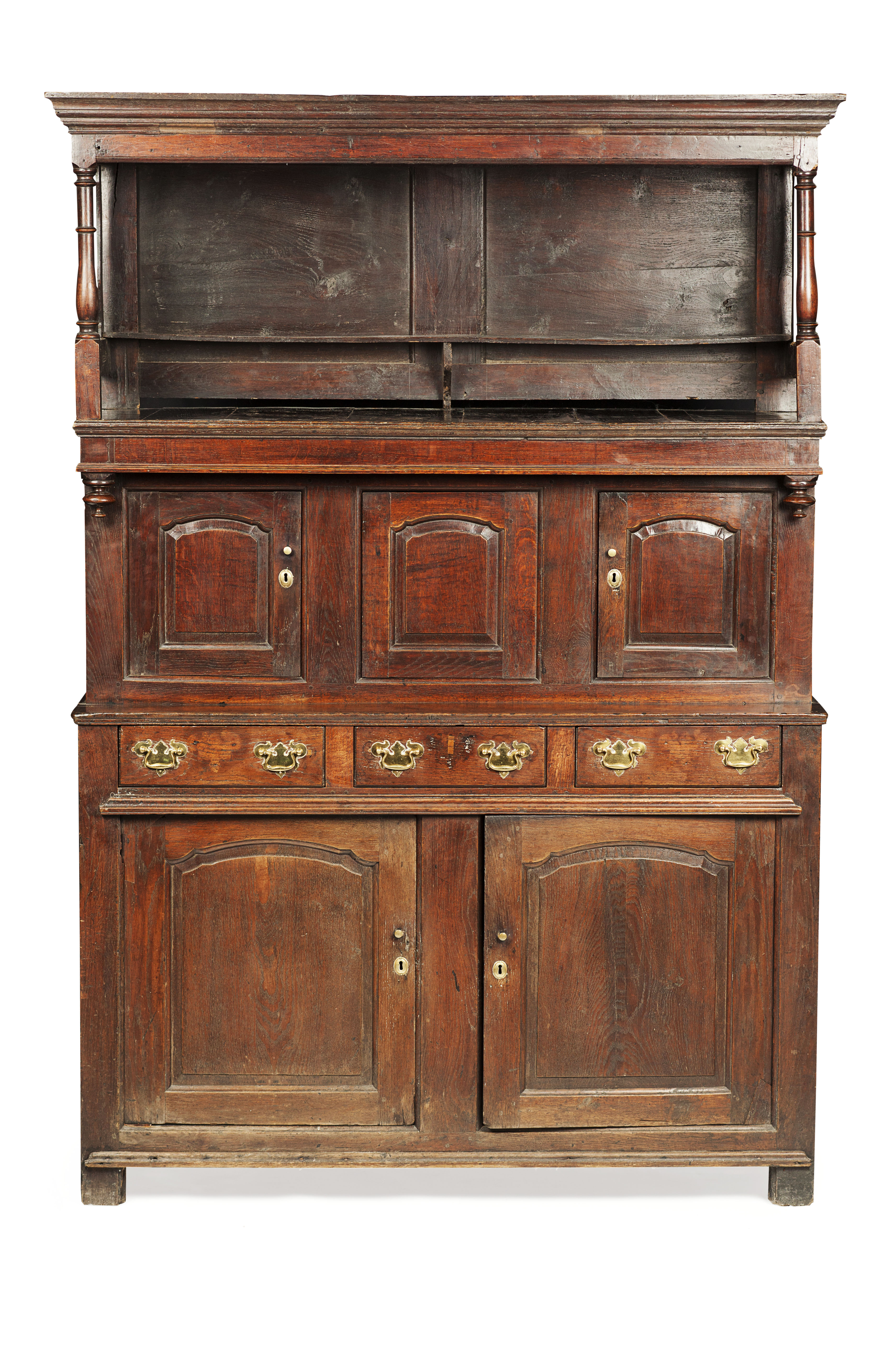 WELSH OAK TRIDARN CUPBOARD