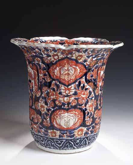 A late 19th century Japanese Imari fluted cache-pot
