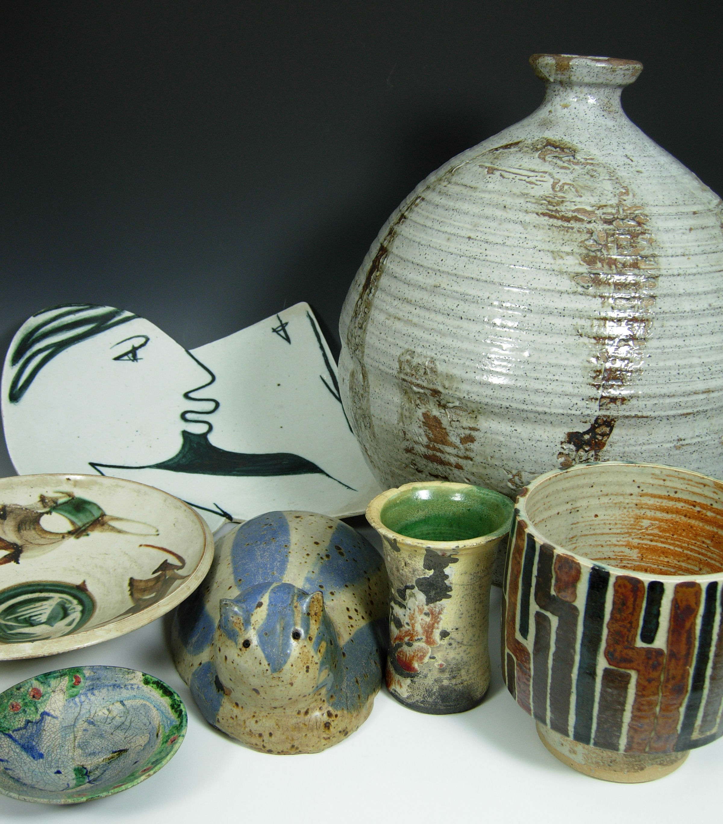 STUDIO POTTERY