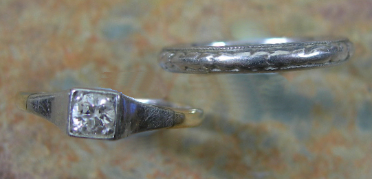 An 18ct gold and platinum mounted diamond single-stone ring,