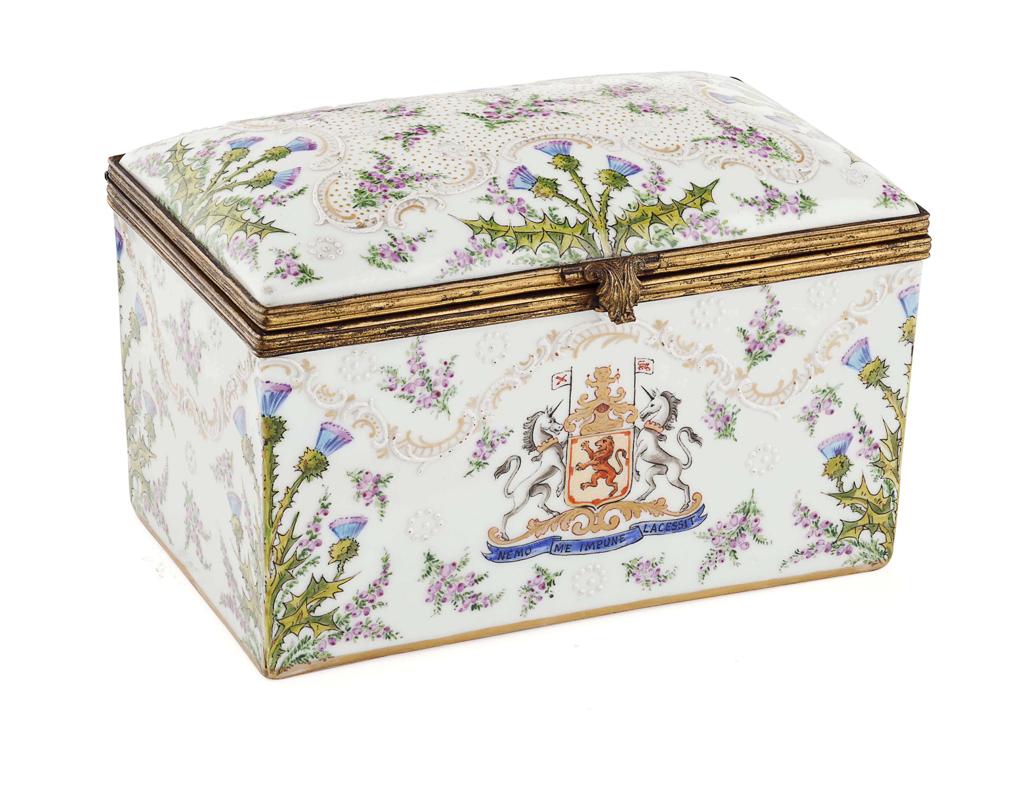 SAMSON PAINTED PORCELAIN AND GILT METAL MOUNTED CASKET