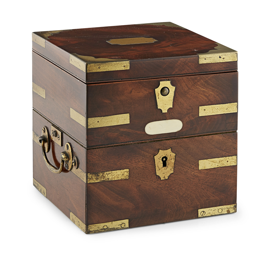 MAHOGANY CASED TWO DAY MARINE CHRONOMETER, HERON & SON, GREENOCK