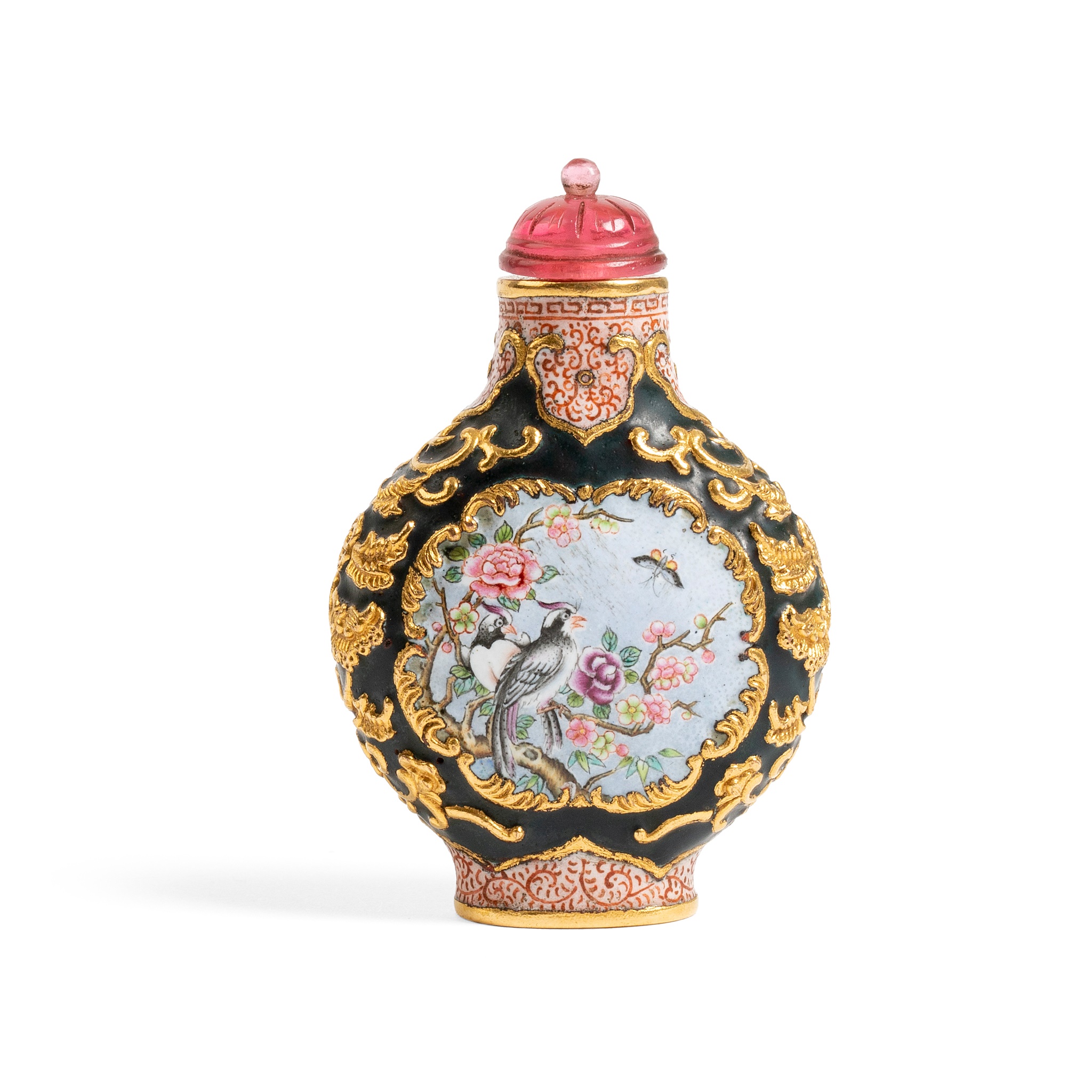 PAINTED ENAMEL SNUFF BOTTLE