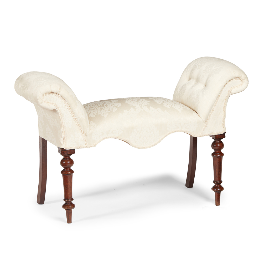 GEORGIAN STYLE UPHOLSTERED WINDOW SEAT