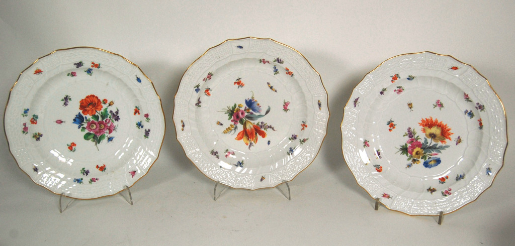 SET OF ELEVEN MEISSEN PLATES