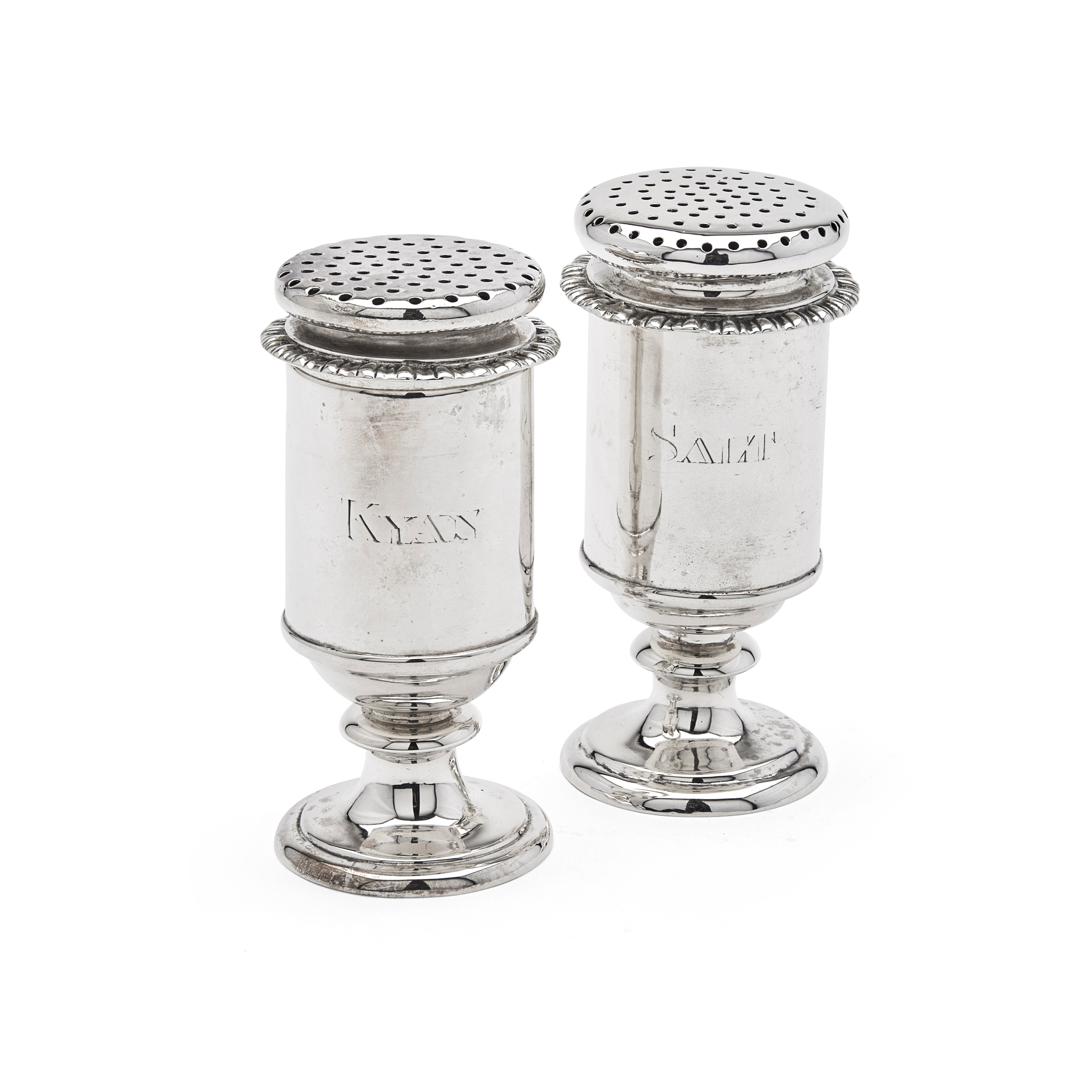 CALCUTTA - A PAIR OF INDIAN EXPORT MARKET SALT AND KYAN PEPPER POTS