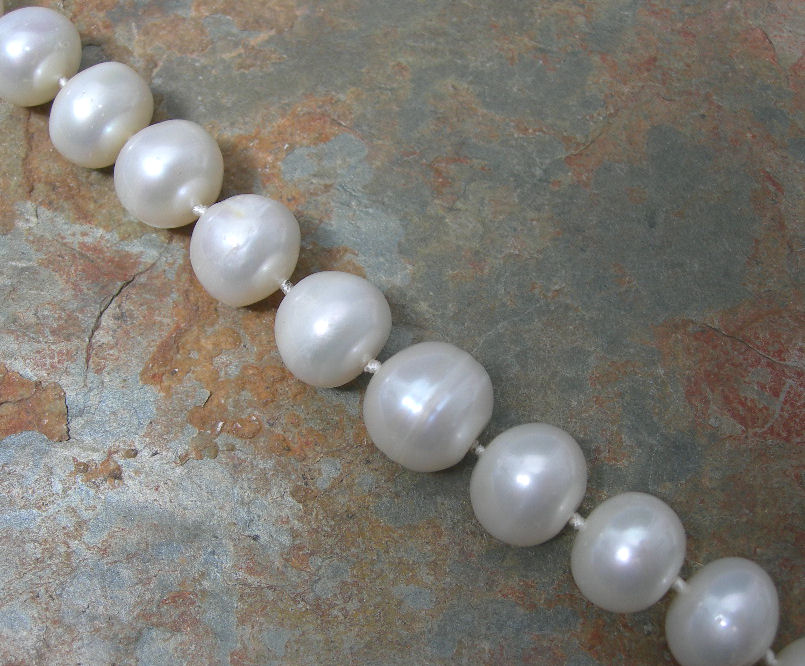 CASSANDRA GOAD - a freshwater pearl necklace,