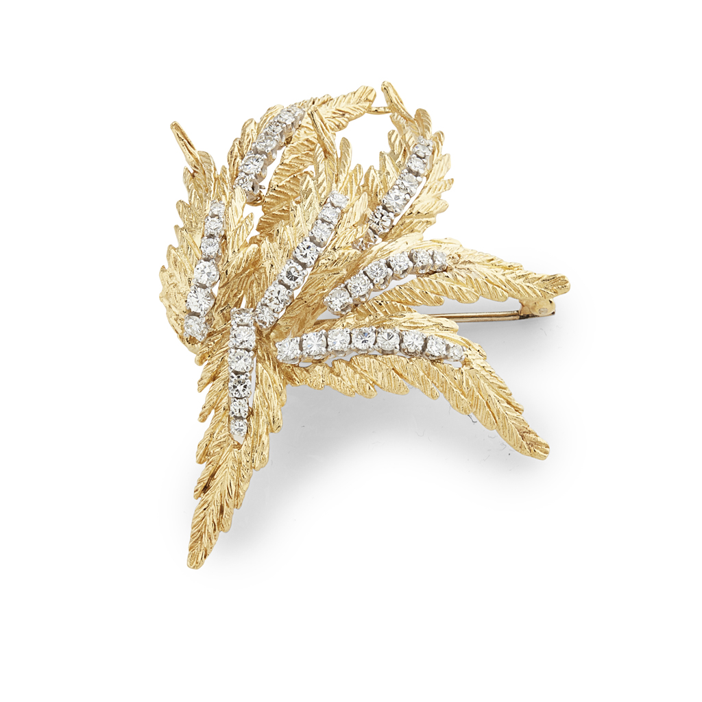 A modern diamond set brooch