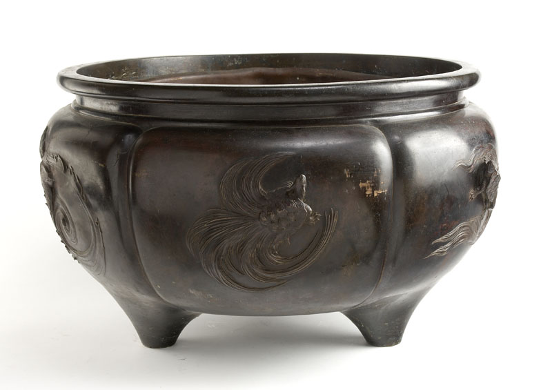 A mid 19th century Japanese bronze 'hibachi' or jardiniere REVISED ESTIMATE £650-750