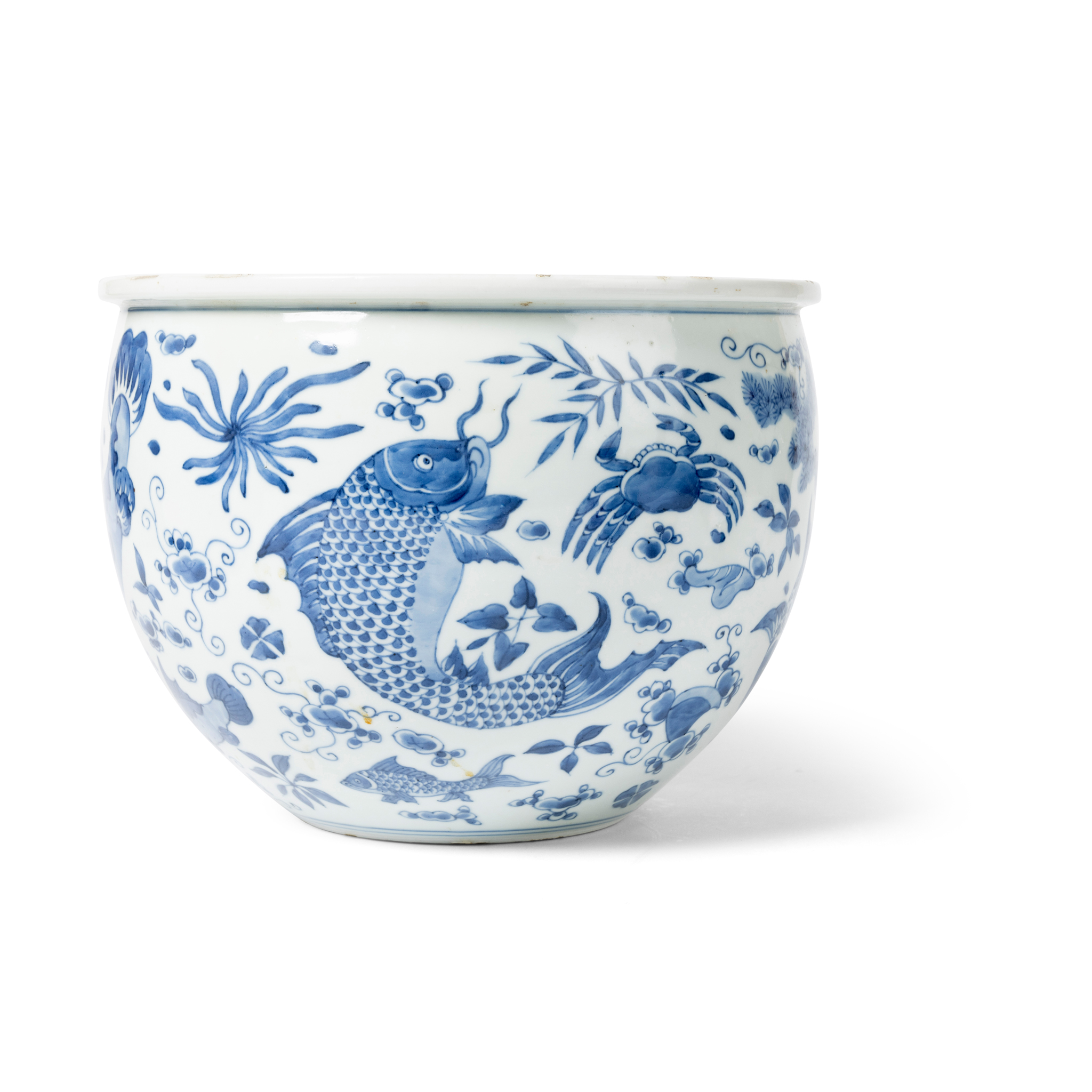 CHINESE BLUE AND WHITE 'FISH AND WATERGRASS' BASIN