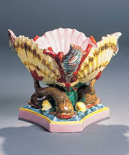 An unusual Worcester majolica trefoil shaped bowl