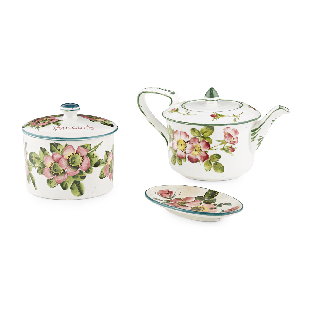 THREE PIECES OF WEMYSS WARE