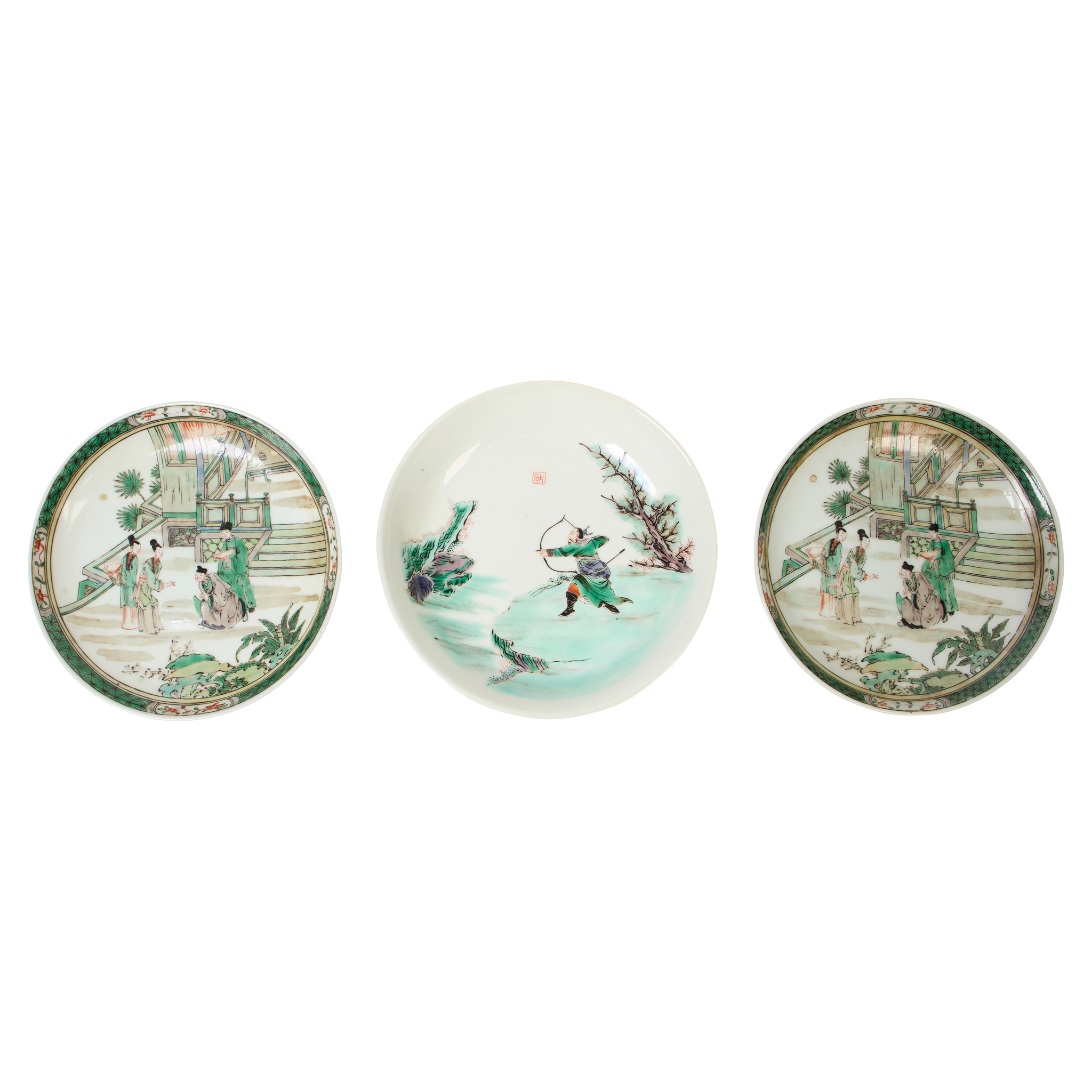 GROUP OF THREE CHINESE FAMILLE VERTE SAUCERS