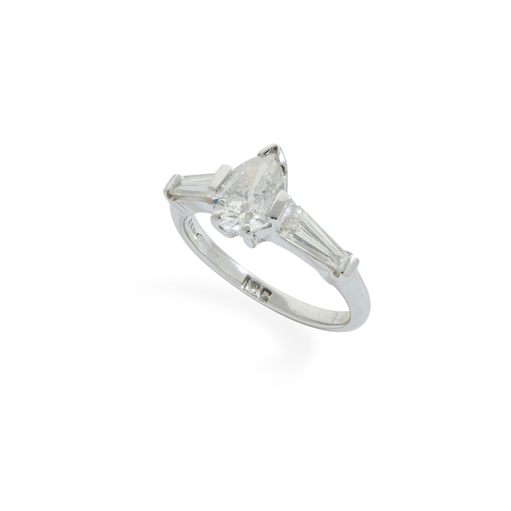 An 18ct gold pear-shaped diamond ring