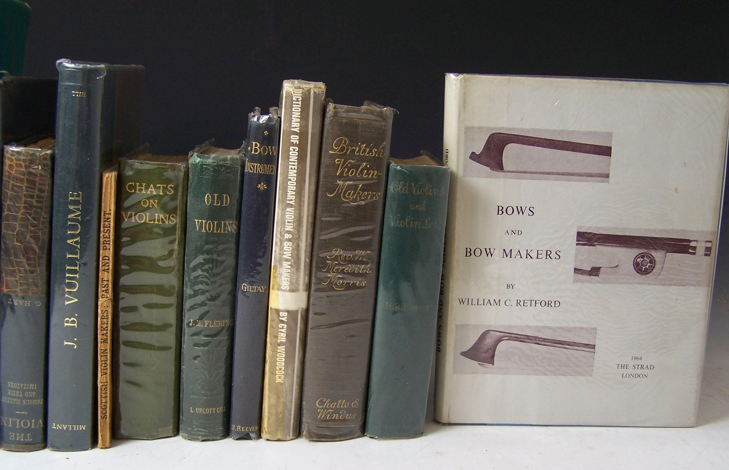 Violins and violin makers -- Jalovec, K.