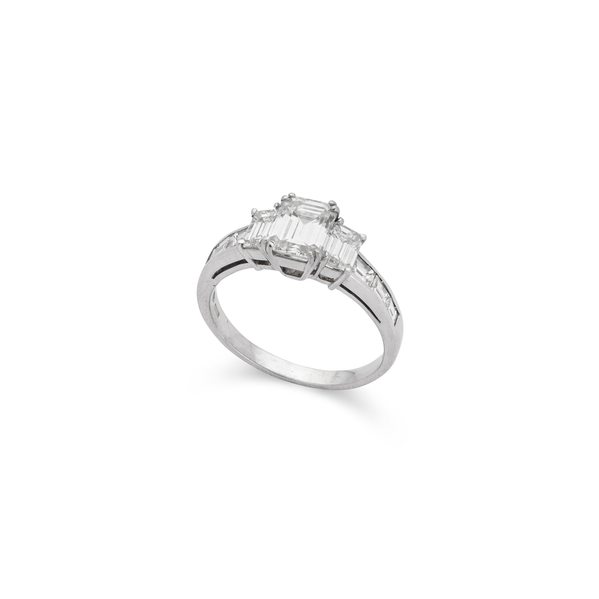 Picchiotti: An 18ct white gold diamond three-stone ring