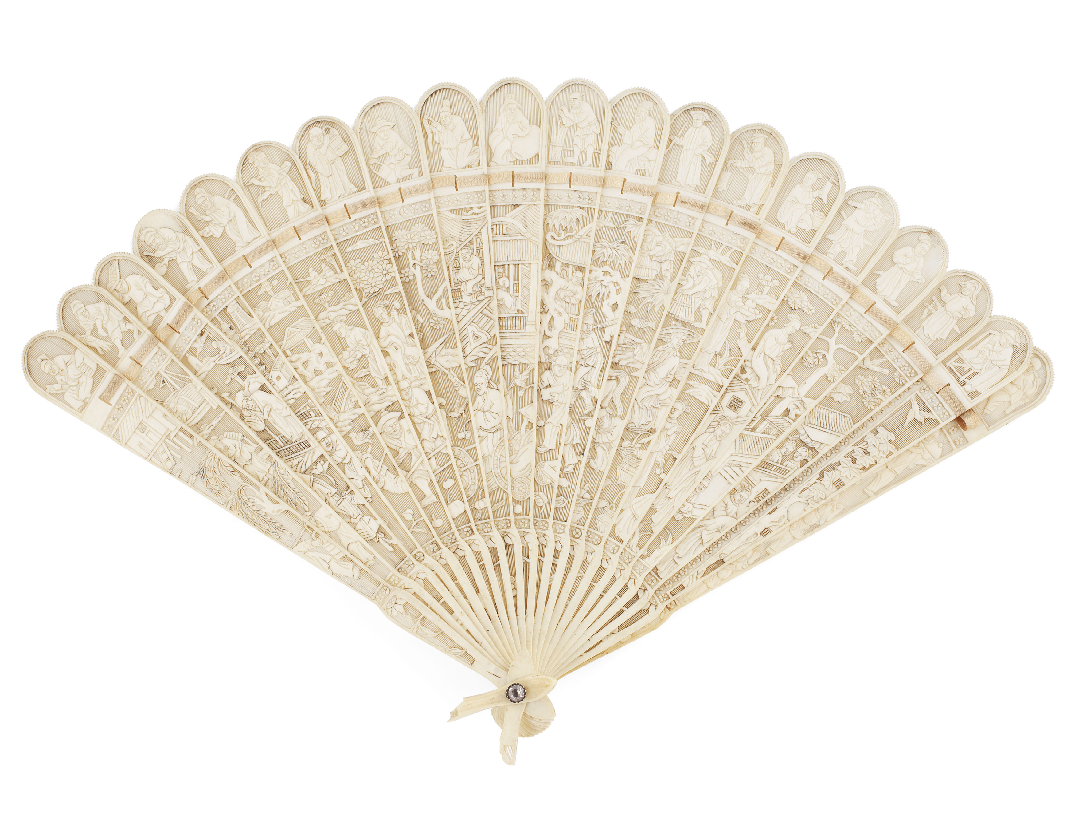 CHINESE CANTON CARVED IVORY BRISE FAN