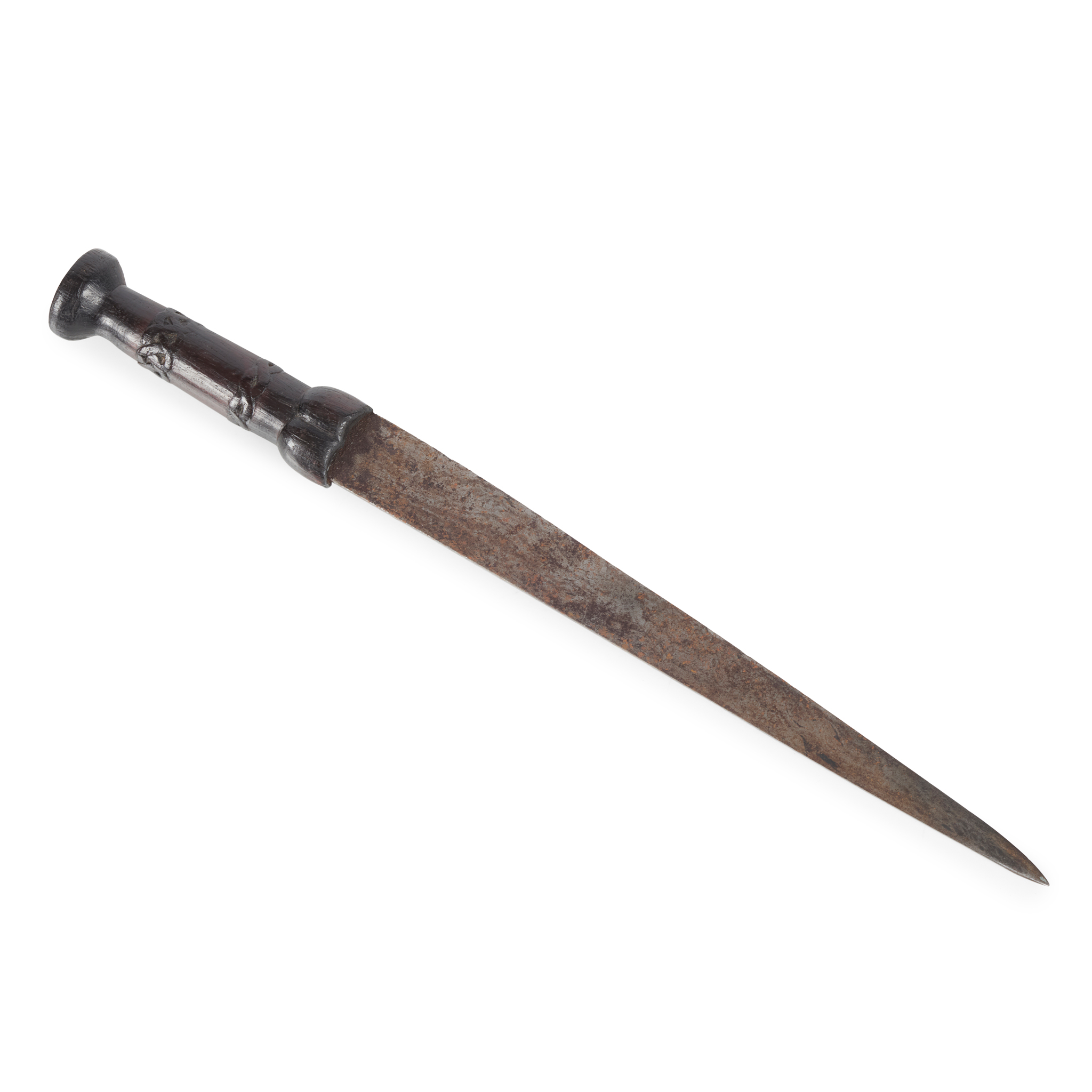 A LATE 17TH CENTURY SCOTTISH BALLOCH KNIFE