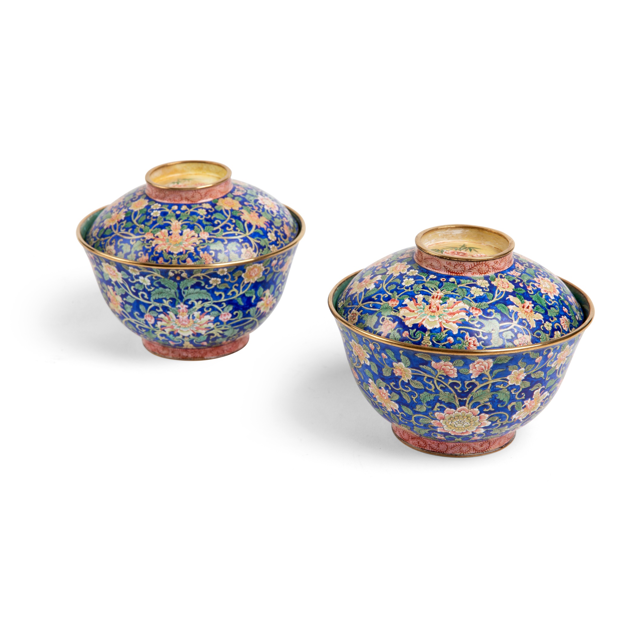 PAIR OF PAINTED ENAMEL TEABOWLS WITH COVERS