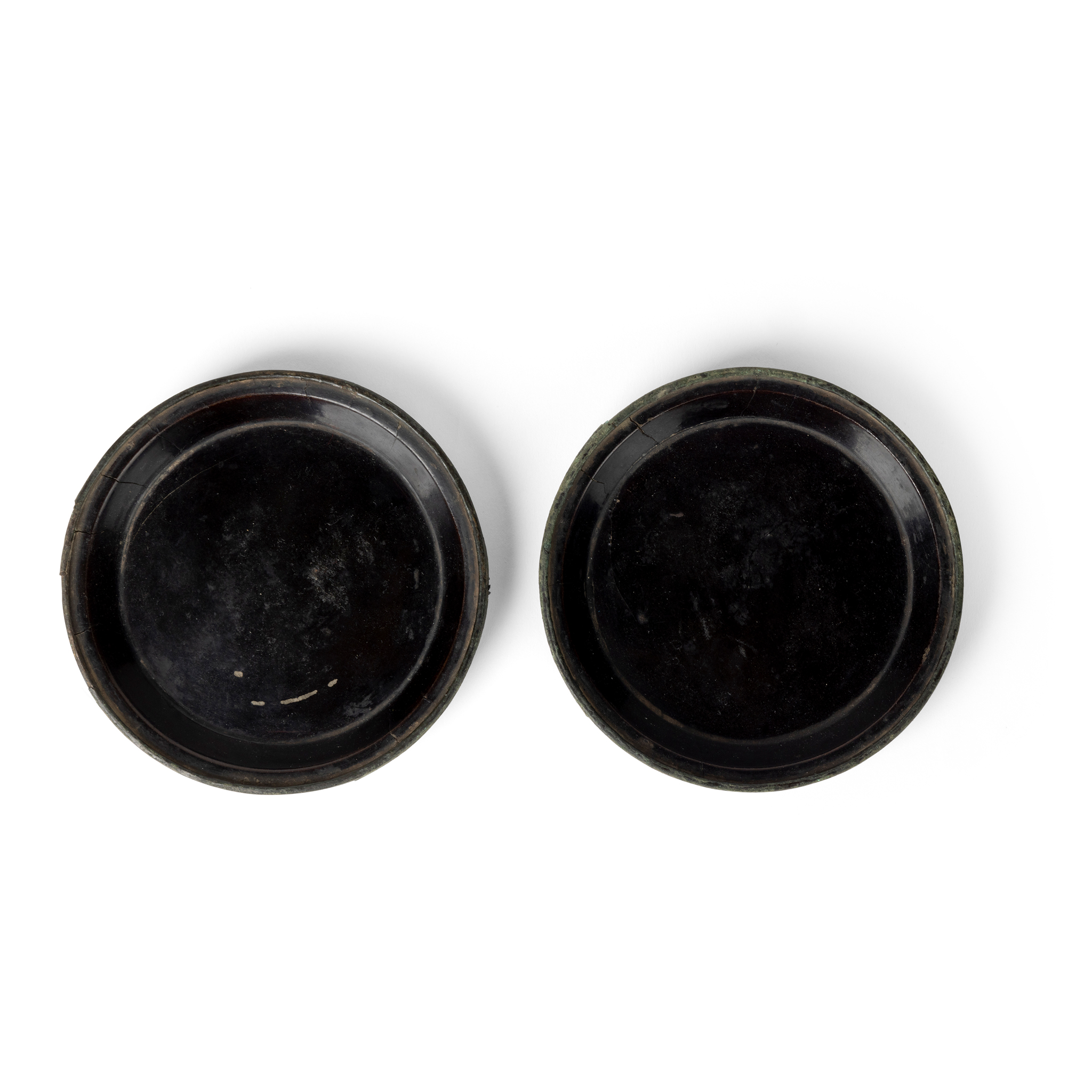 PAIR OF CHINESE BLACK LACQUER CIRCULAR DISHES
