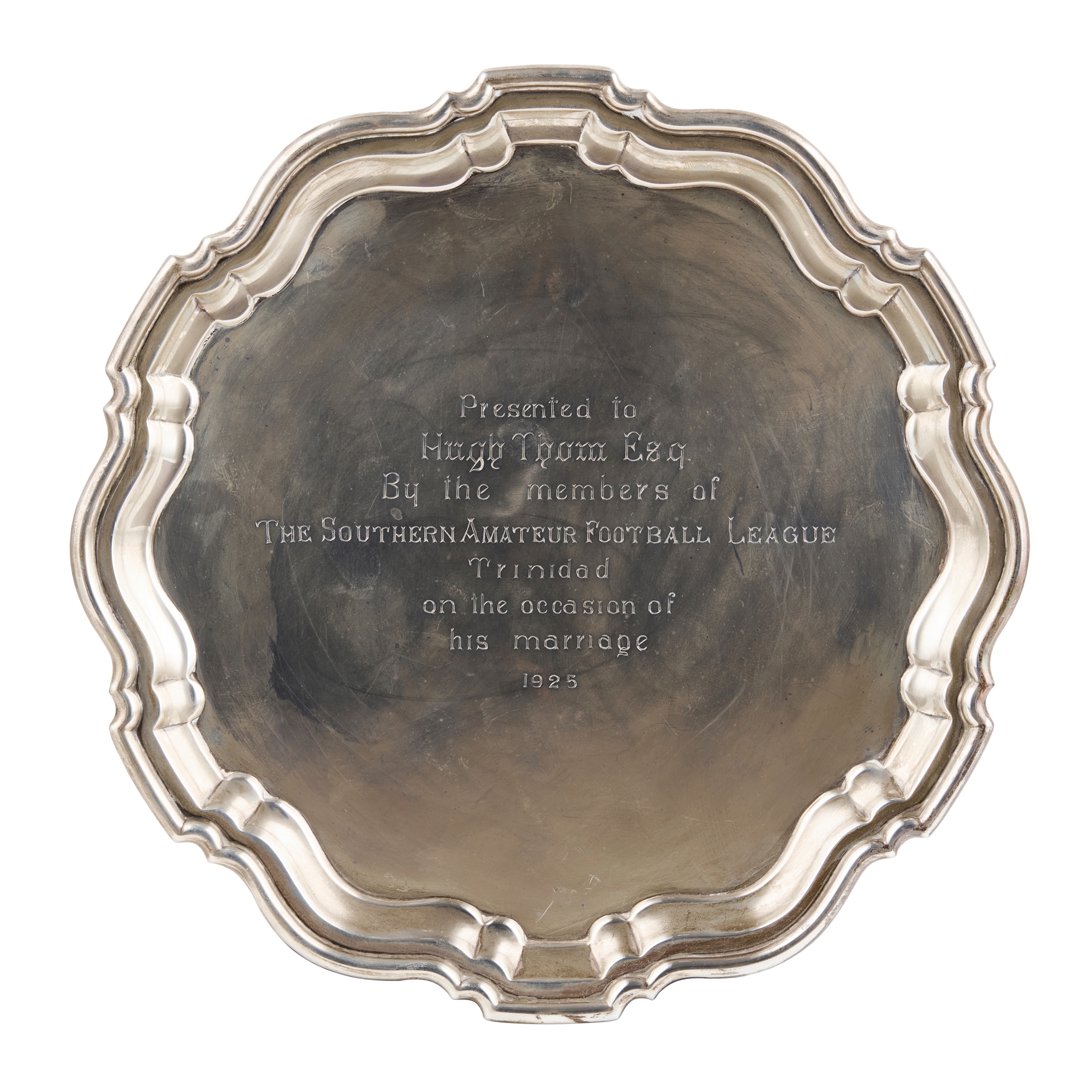 A 1920s PRESENTATION SALVER
