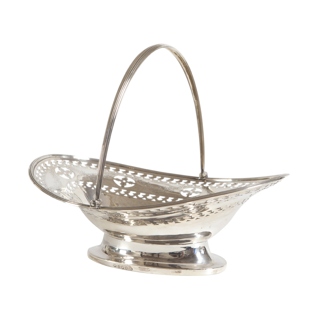 A VICTORIAN SILVER BASKET