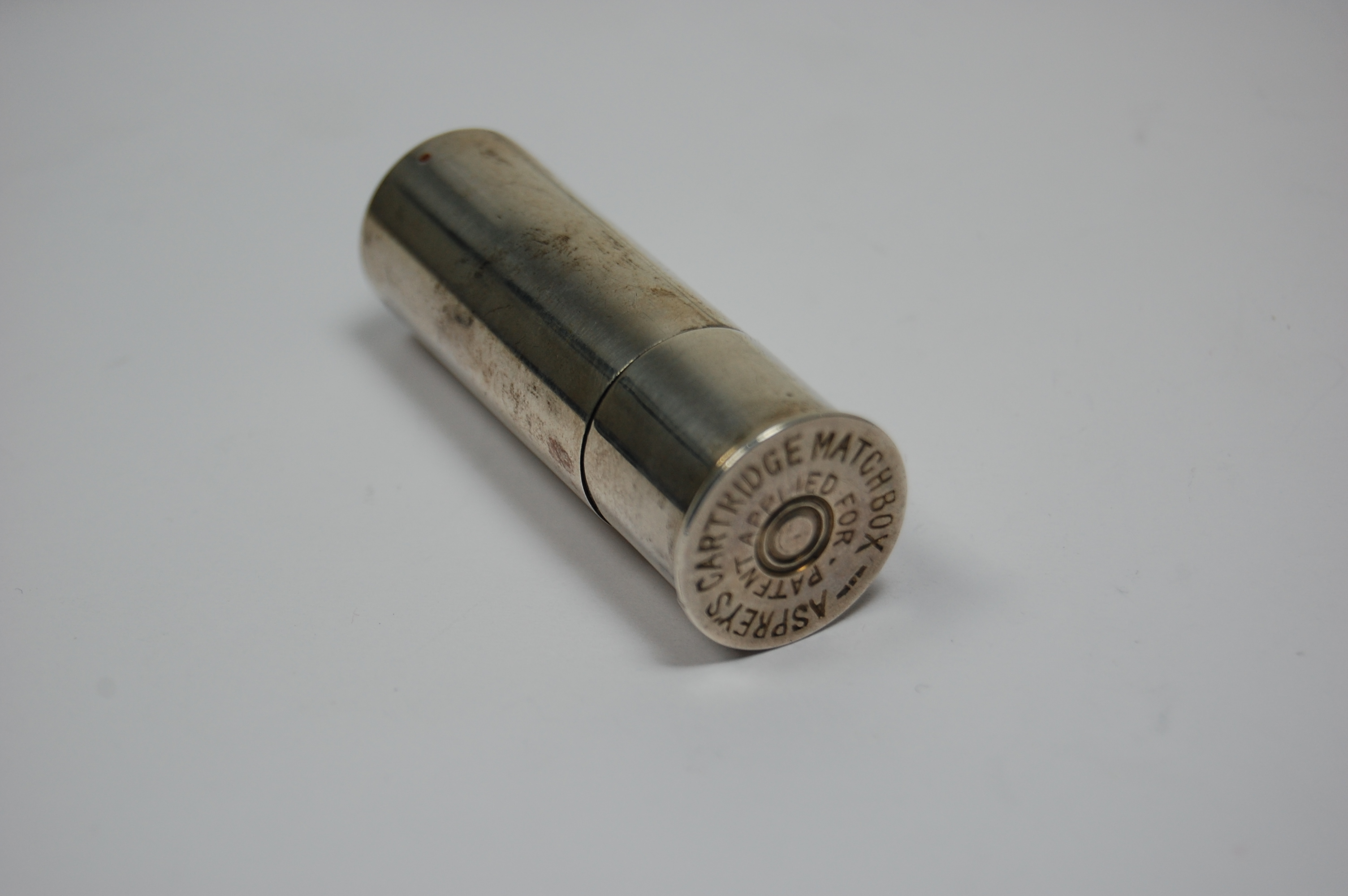 An early 20th century novelty match safe