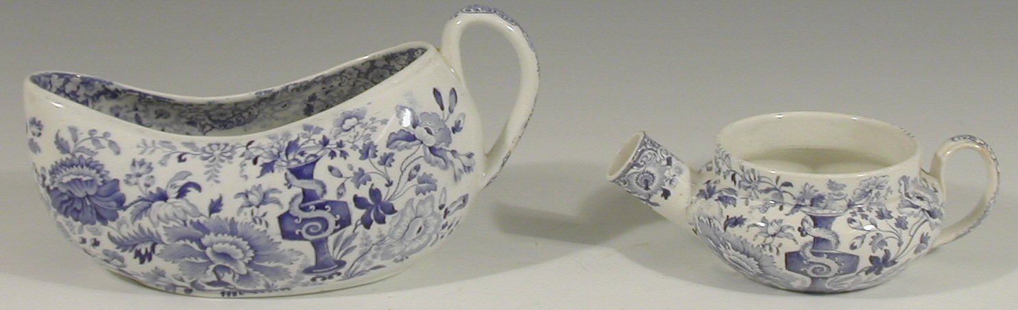 A 19th century blue printed 'Florentine' pattern bordaloue,