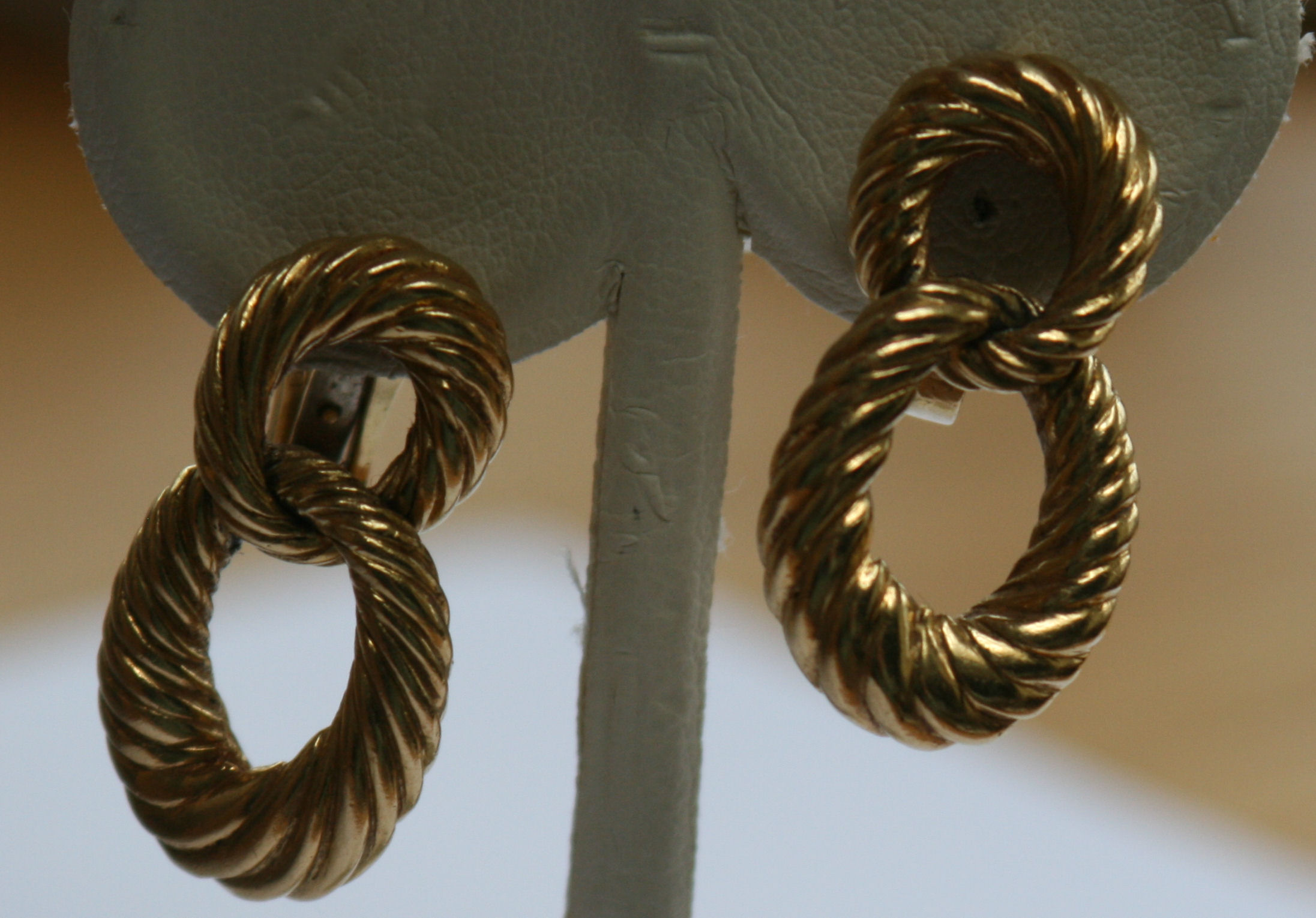 A pair of 18ct gold ear rings