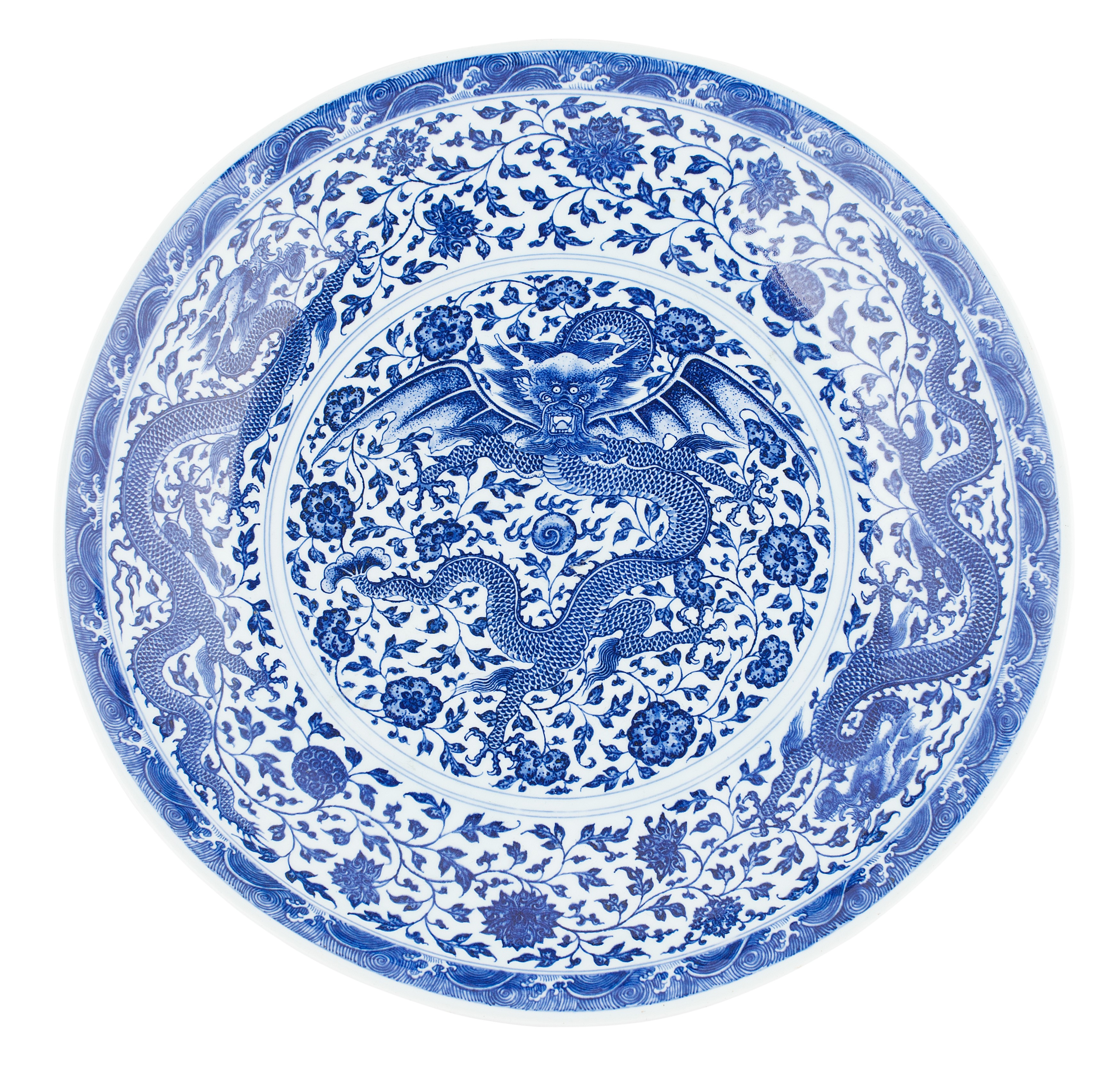 LARGE BLUE AND WHITE MING STYLE 'DRAGON' CHARGER