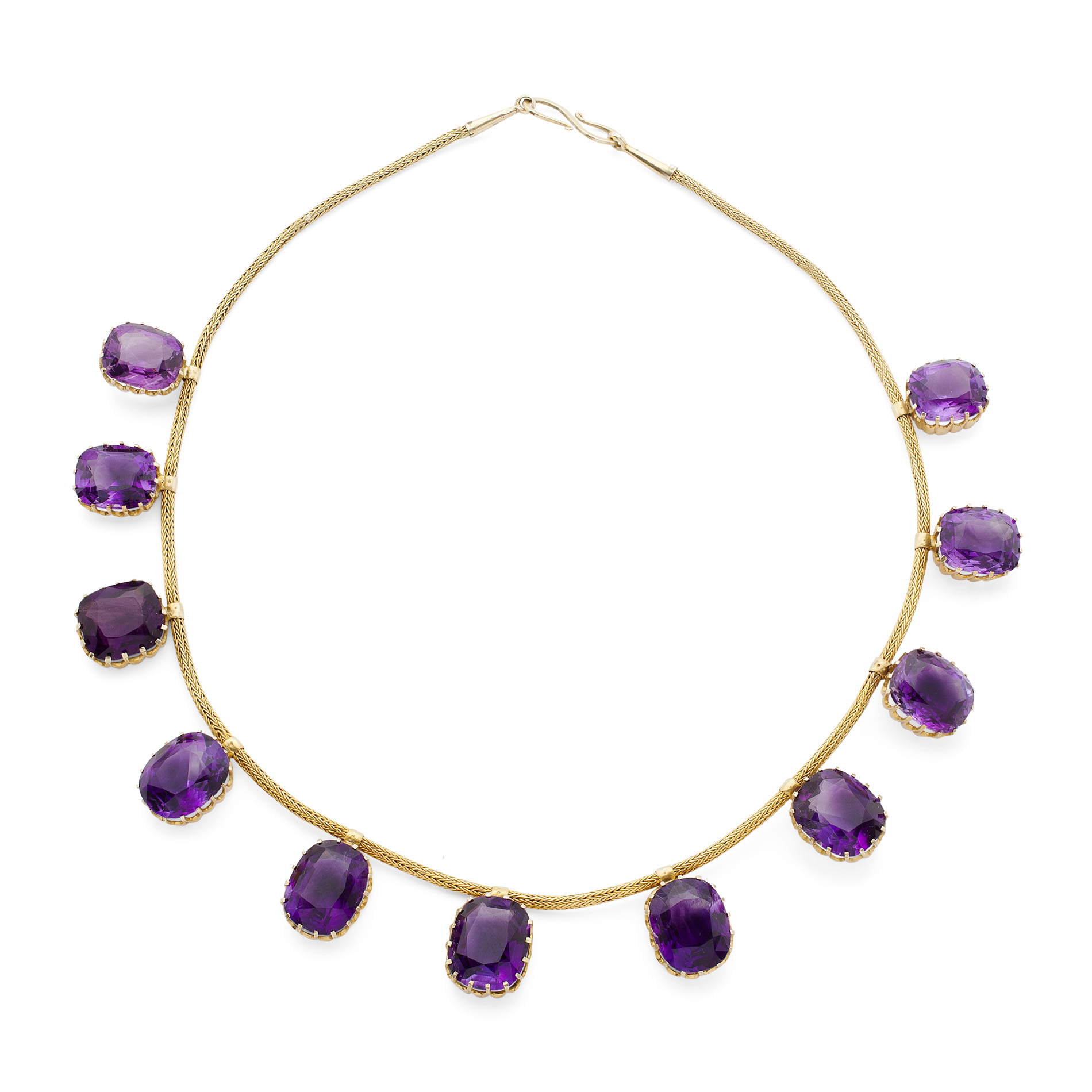 An amethyst fringe necklace