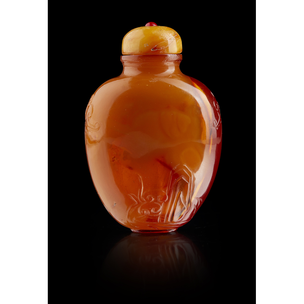 AMBER SNUFF BOTTLE