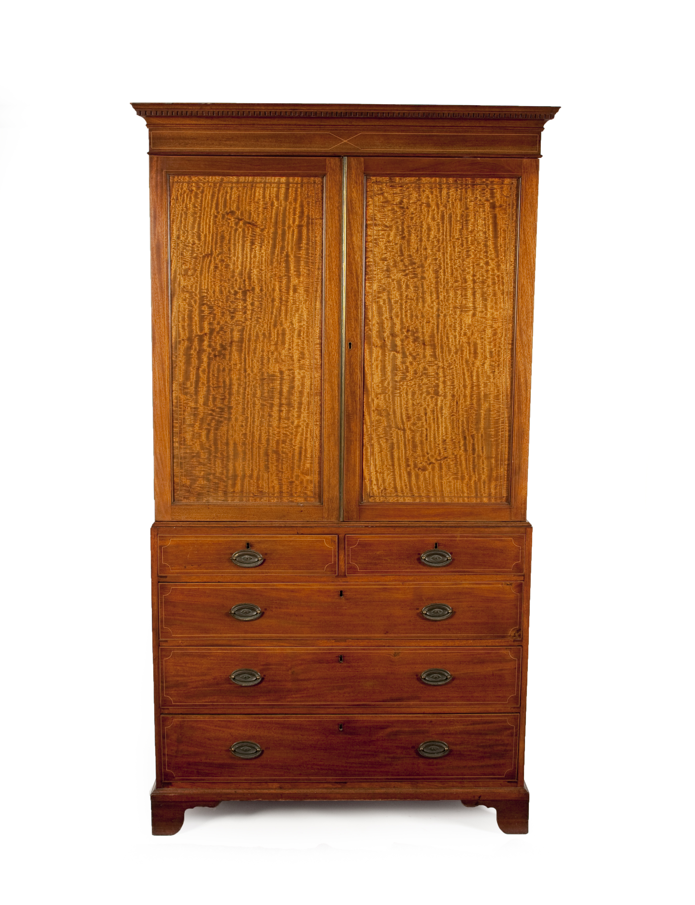 GEORGIAN STYLE MAHOGANY AND LINE INLAID LINEN PRESS