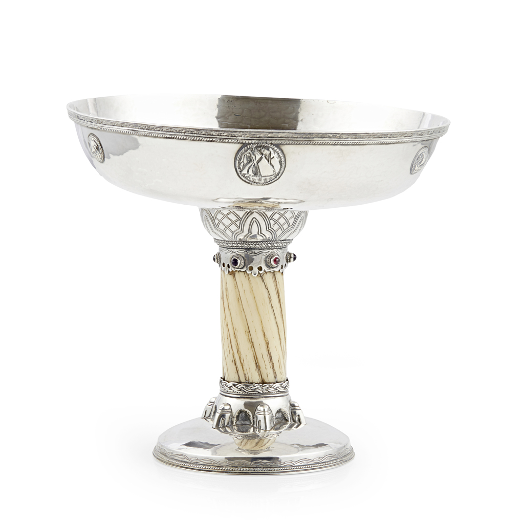 EDWARD SPENCER (1872-1938) FOR THE ARTIFICERS' GUILD, LONDON