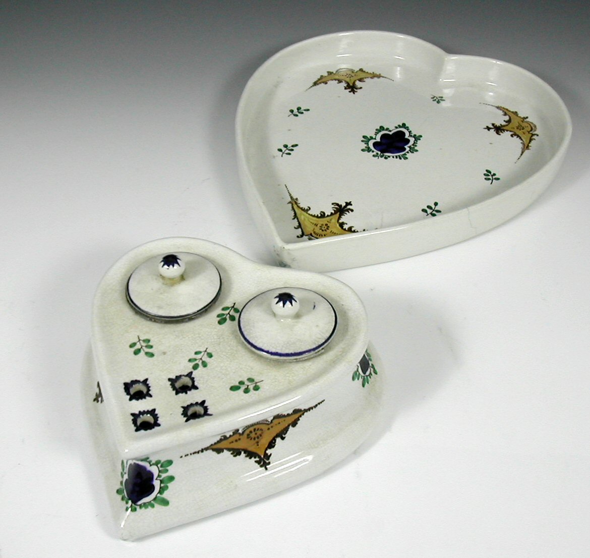 A Wemyss heart-shaped inkwell and matching tray,