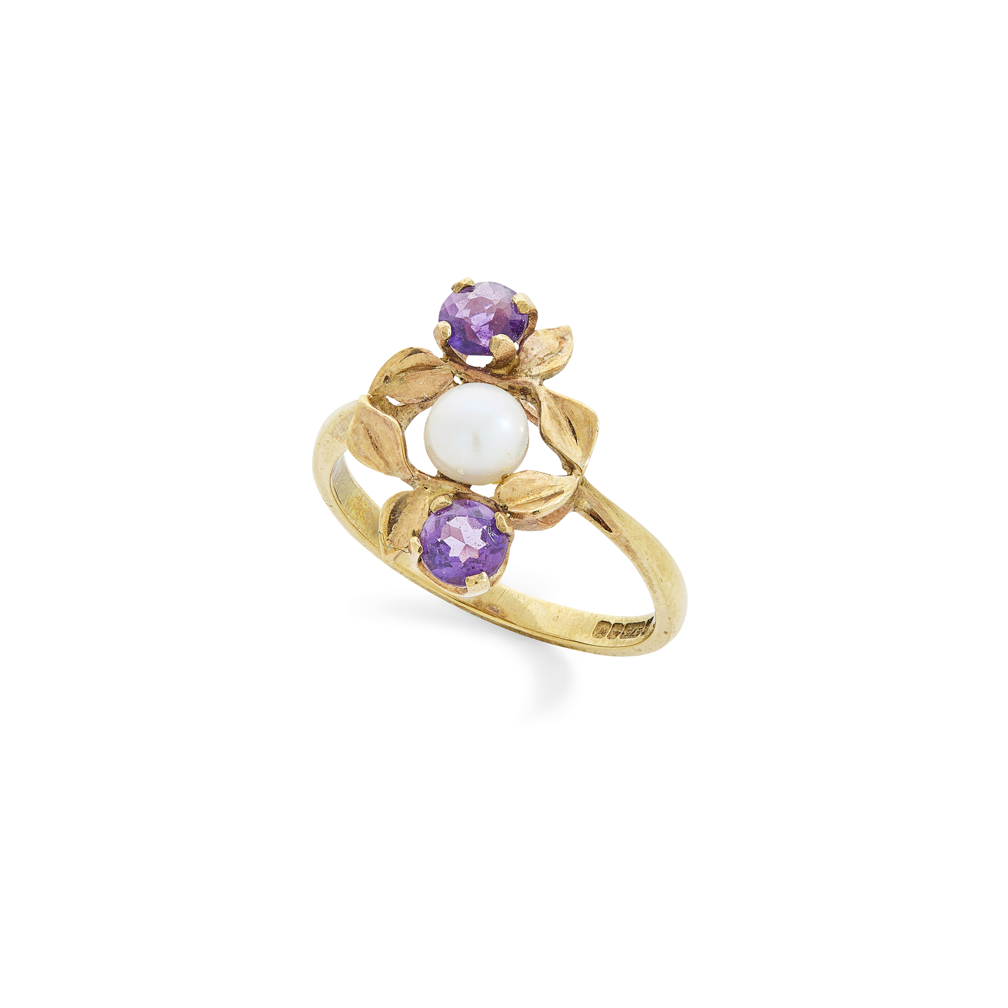 Cairncross of Perth: A 9ct gold amethyst and Scottish freshwater pearl ring