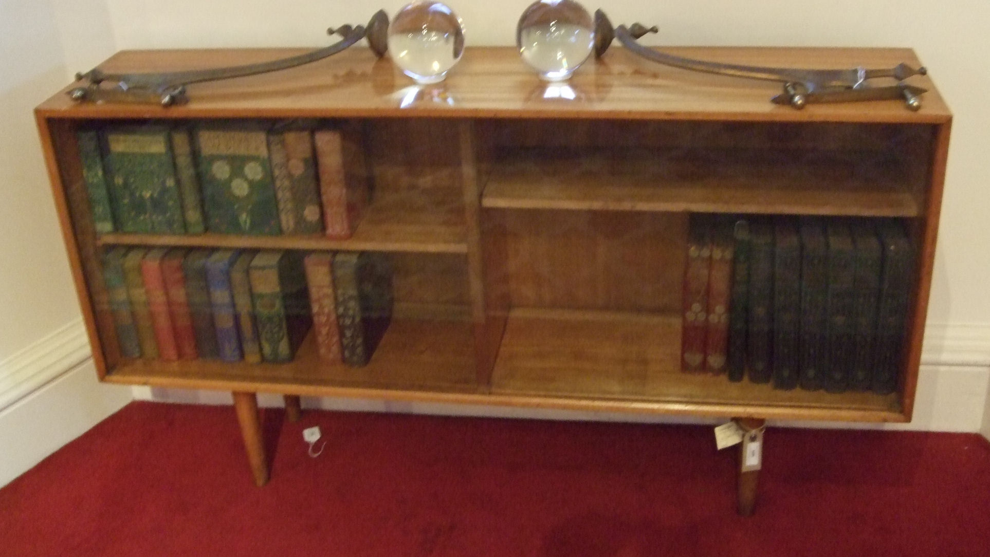 ROBIN DAY FOR HILLE, LONDON