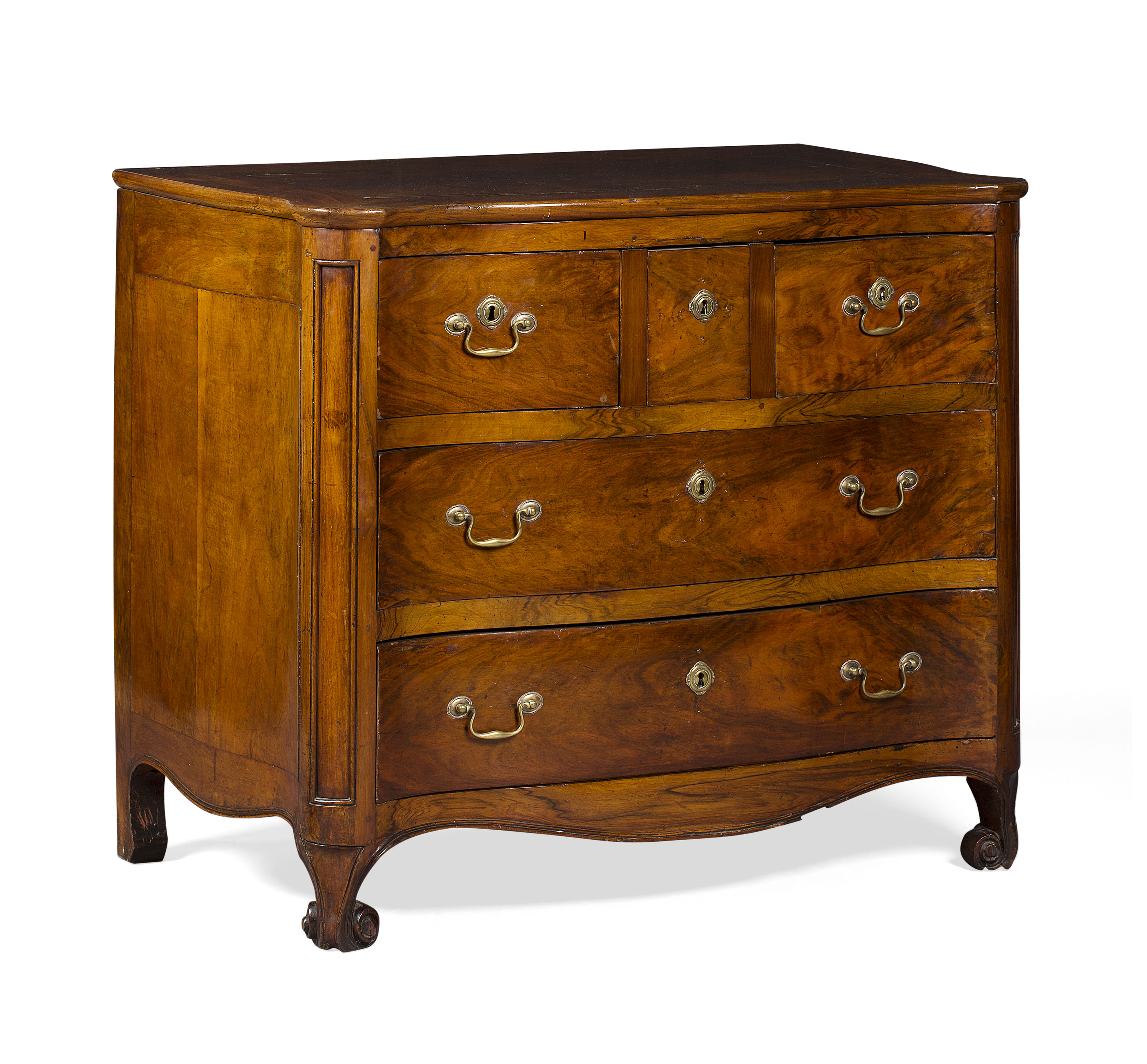 ITALIAN WALNUT SERPENTINE COMMODE