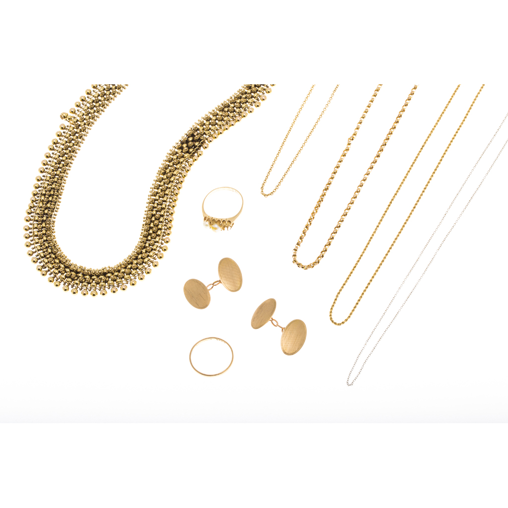 A collection of gold jewellery