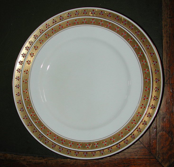 A large quantity of Minton dinnerware
