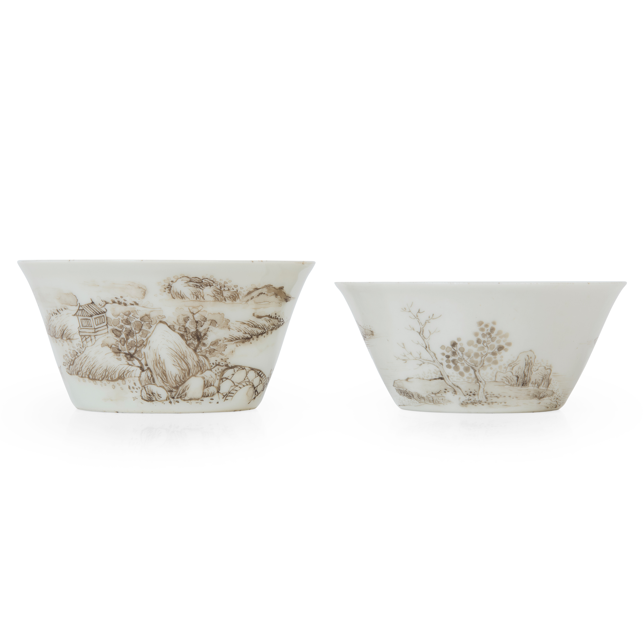 TWO CHINESE GRISAILLE-DECORATED CUPS