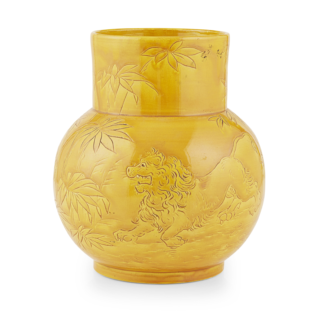 AN EARLY WEMYSS WARE VASE